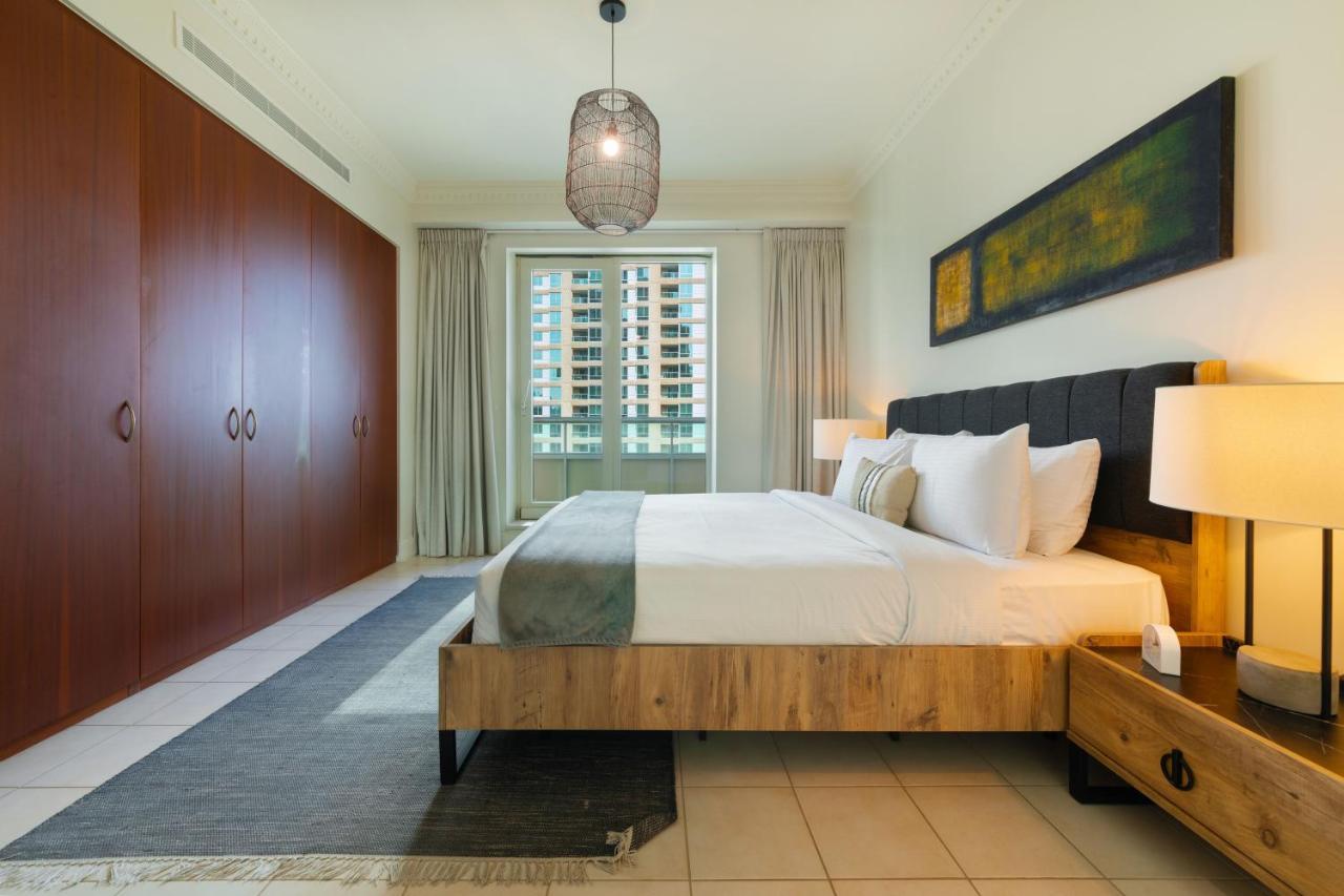 Maison Privee - Stunning Waterfront Apt With Marina View Nxt To Beach Dubaj Kültér fotó