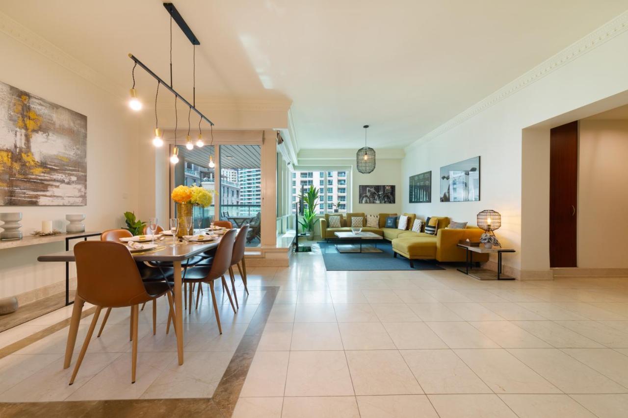 Maison Privee - Stunning Waterfront Apt With Marina View Nxt To Beach Dubaj Kültér fotó
