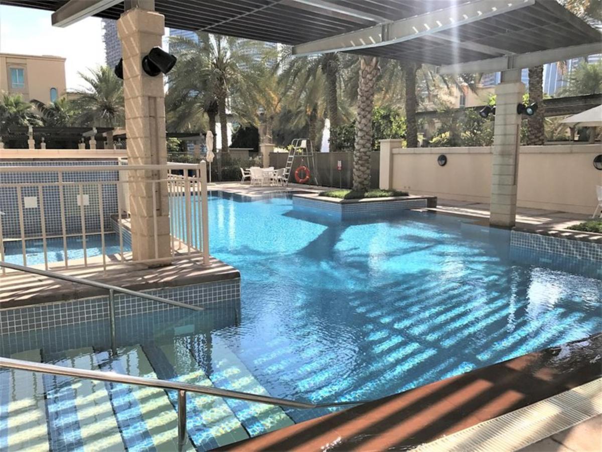 Maison Privee - Stunning Waterfront Apt With Marina View Nxt To Beach Dubaj Kültér fotó